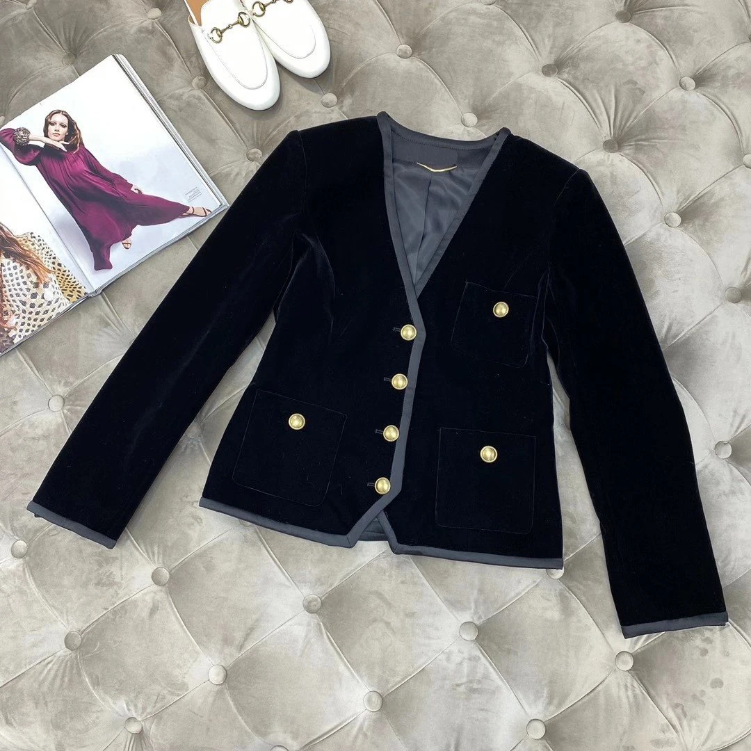 

Женская бархатная куртка с длинным рукавом, V-образным вырезом и золотыми пуговицами, 2023