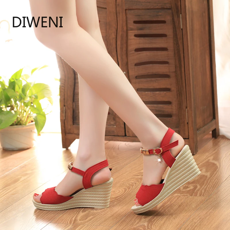 DIWEINI/Новинка летние женские босоножки на танкетке женская повседневная обувь