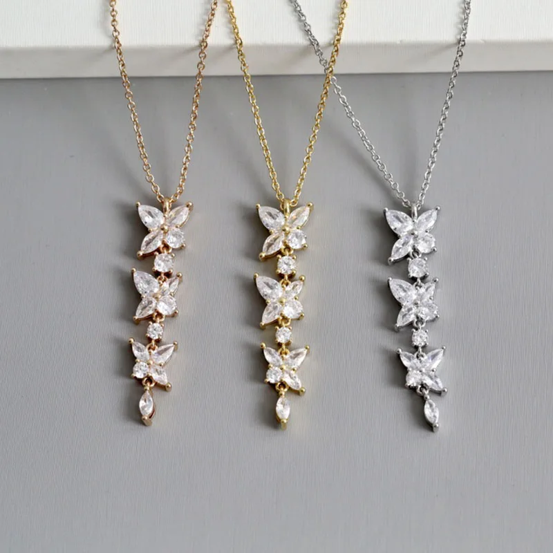 

Ожерелье-бабочка женское из серебра 1:1 пробы с бриллиантами