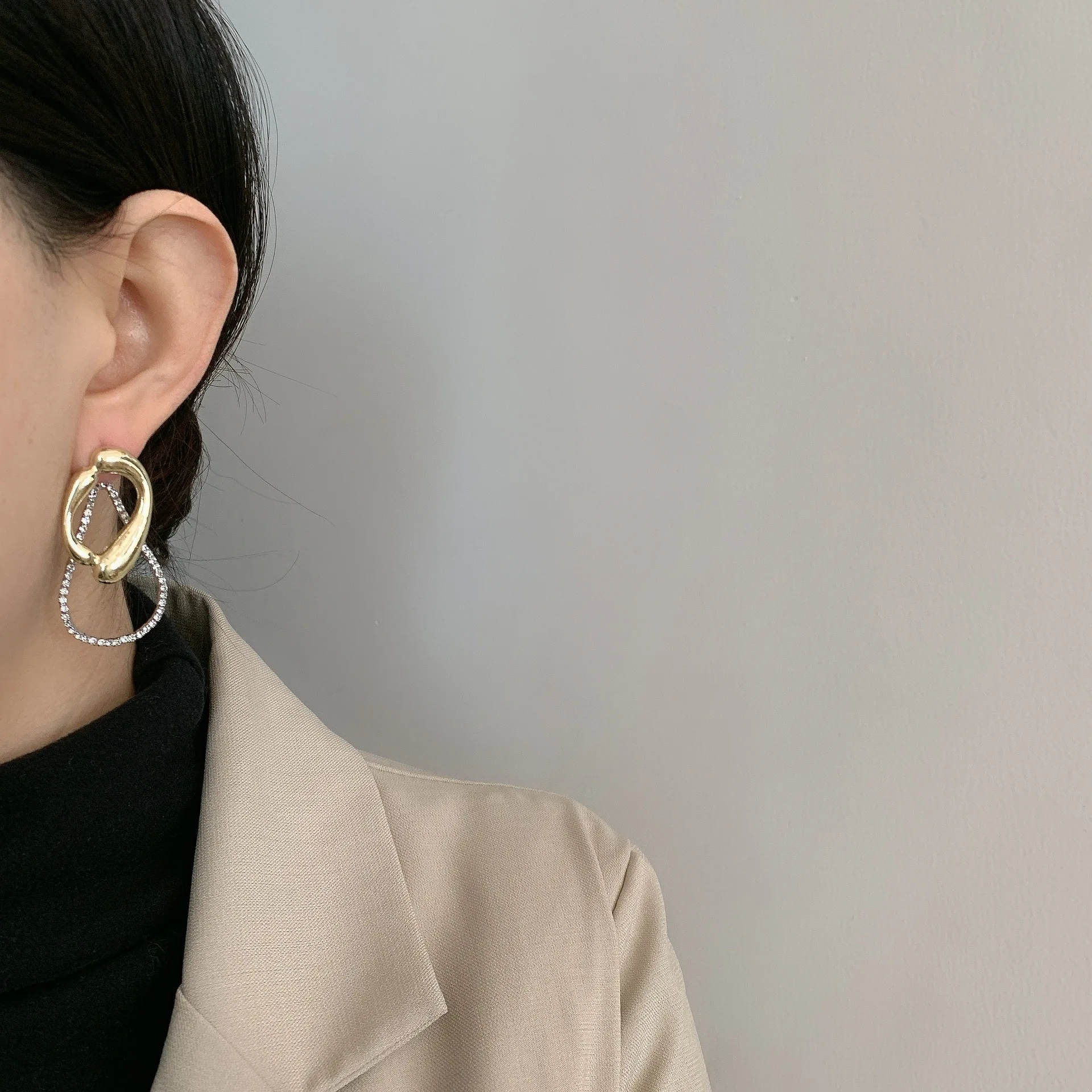 

New Design CZ Stone Waterdrop Earrings for Women Hiphop Jewelry Vintage Metal Geometric Earring Female Brincos Statement Bijoux