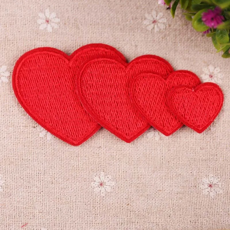 

5PC 5.1cm x 4.4cm Nonwovens Appliques Patches DIY Craft Red Heart Embroidery Patch DIY Clothes Handmade Materials Sewing Utensil