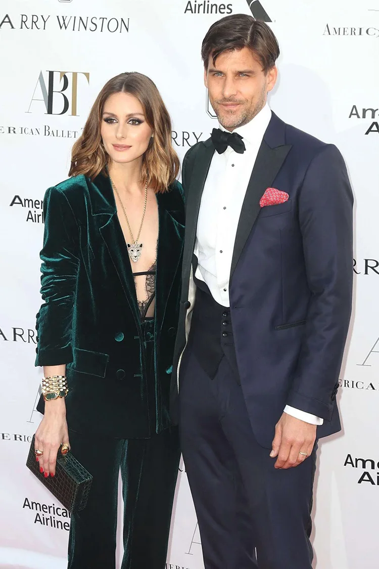 Женский бархатный блейзер и широкие брюки|Брючные костюмы| |