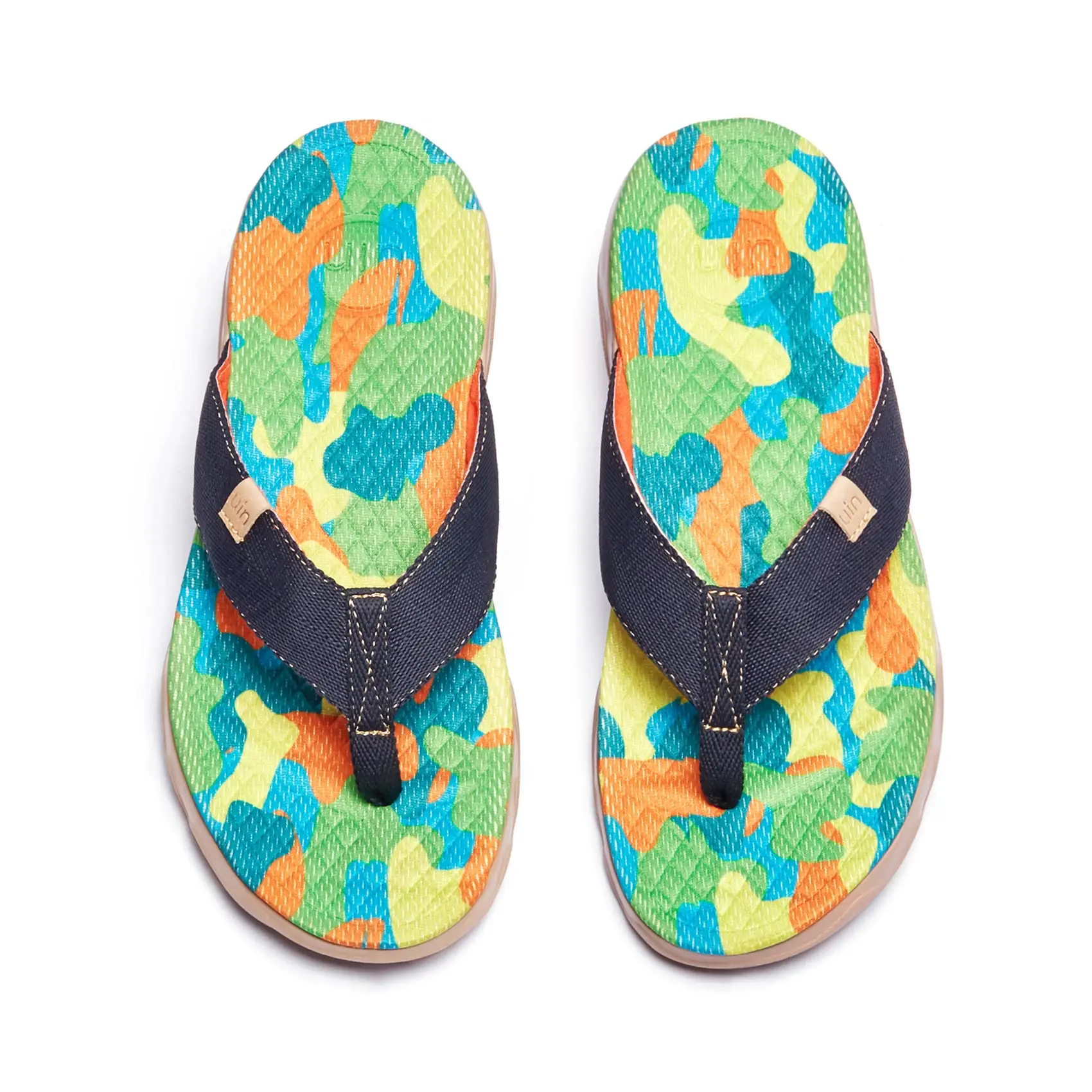 

UIN Women's Travel Flip Flops Lightweight Home Slip Ons Walking Casual Art Painted Travel Summer Vacation Greenery
