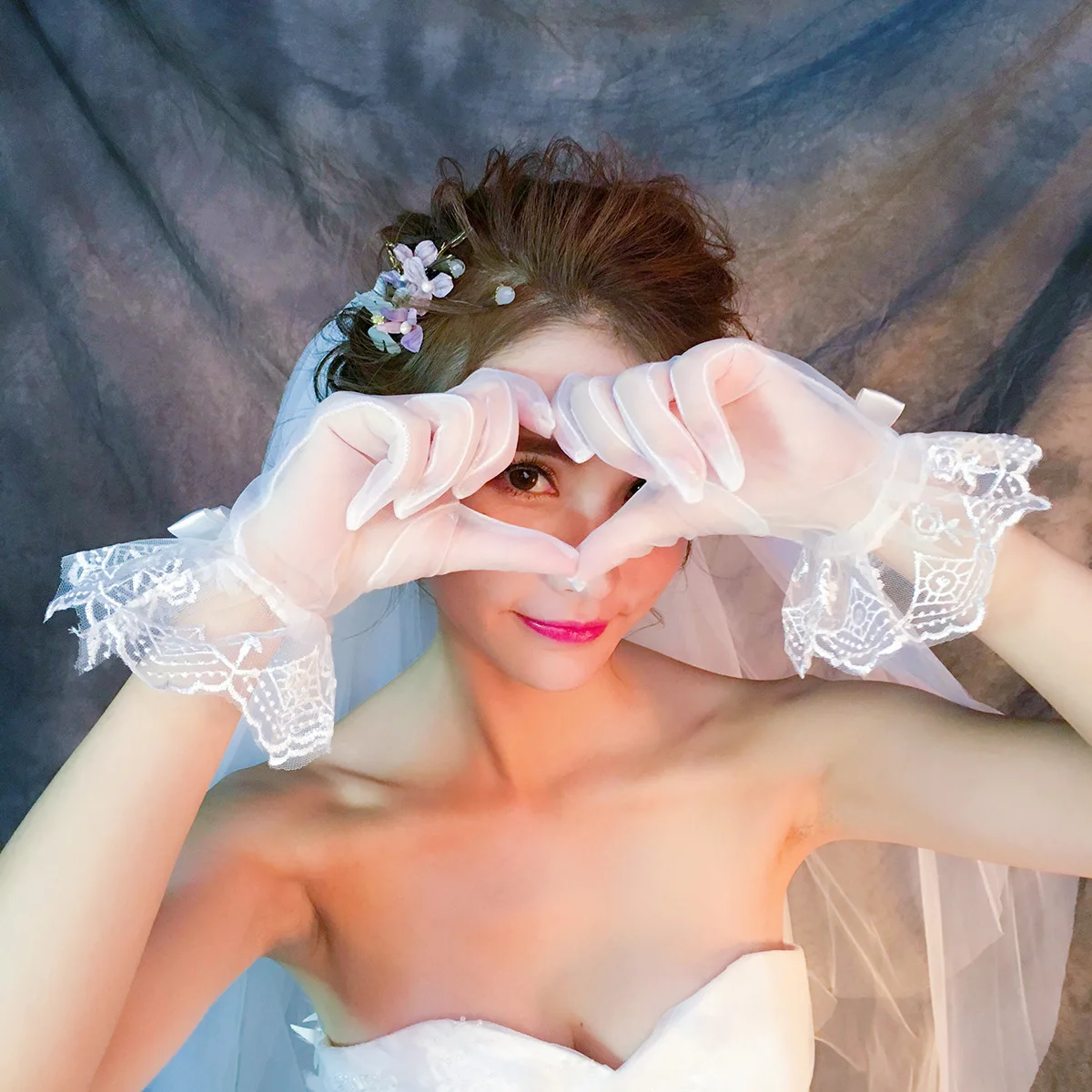 

Kagenmo Flower Bowknot Wedding Short Gloves Bridal Mesh Gloves white HSM-23