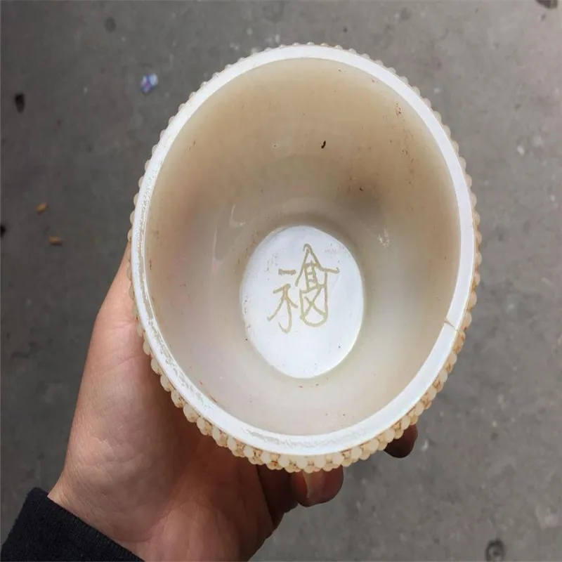 Китайские старые предметы Нефритовая чашка украшения Скульптура из сельской