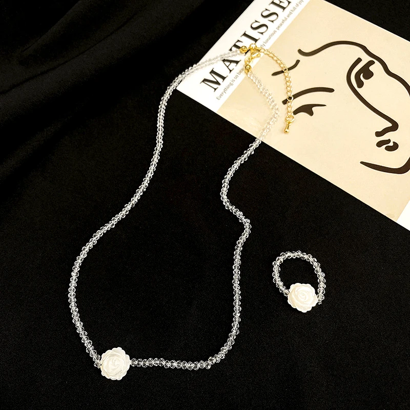 

Korean Fashion Natural Shell Carved Rose Jewelry Set for Women Temperament High Quality Crystal Chain S925 Needle Ins Hot Gift