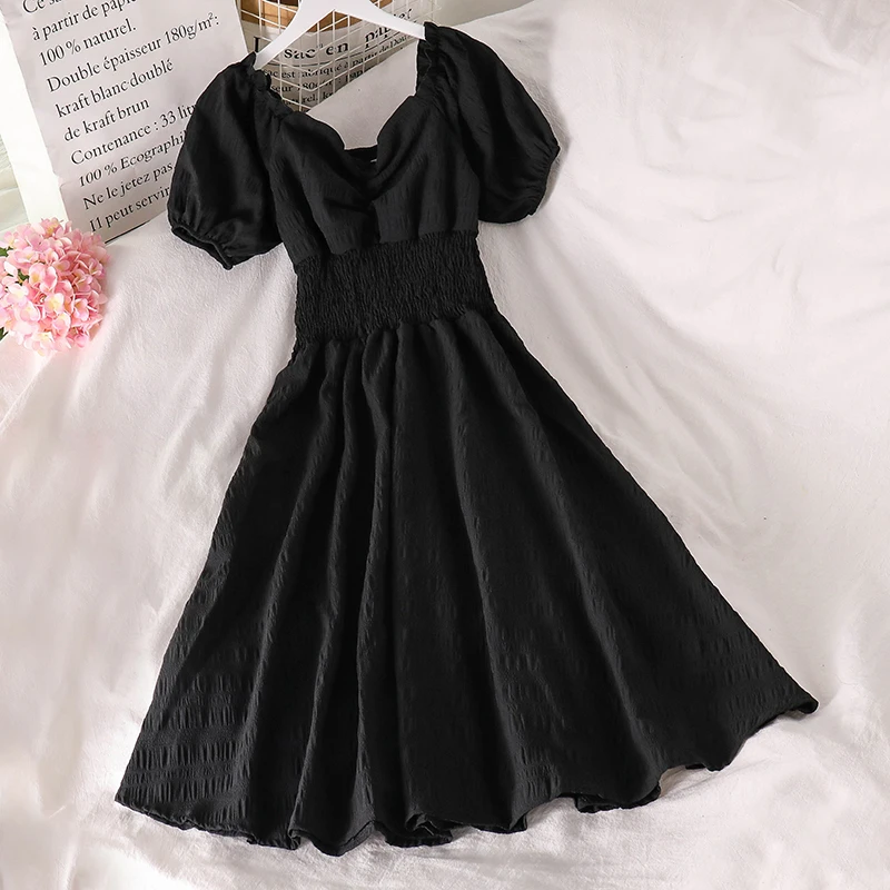 

Популярное маленькое черное платье в стиле Хепберн, Новинка лета 2020, платье средней длины с квадратным вырезом и коротким рукавом в француз...