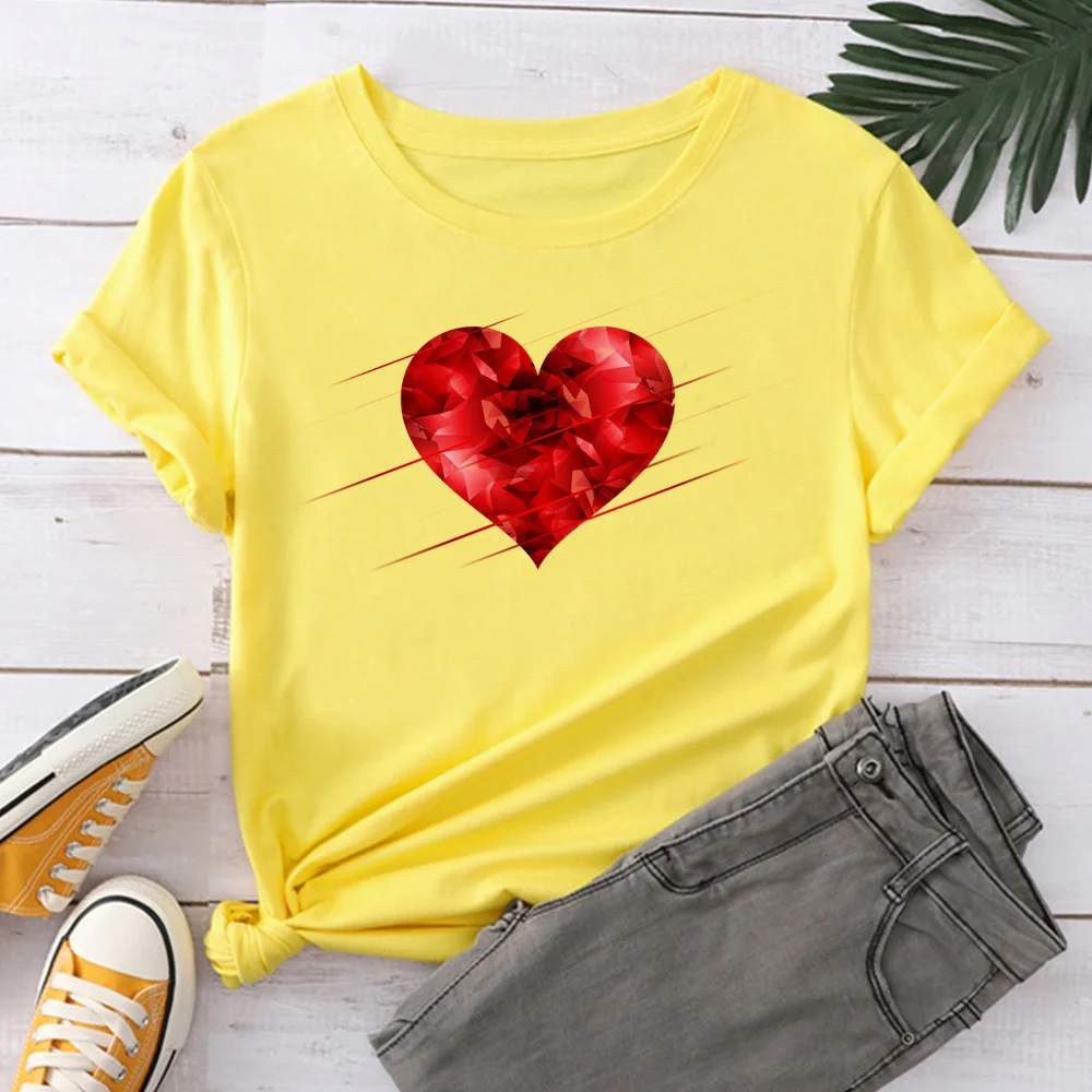 

Love Women Black T Shirt Girl Harajuku Korean Style Graphic Tops 2021 Kawaii Female T-shirt TX9429