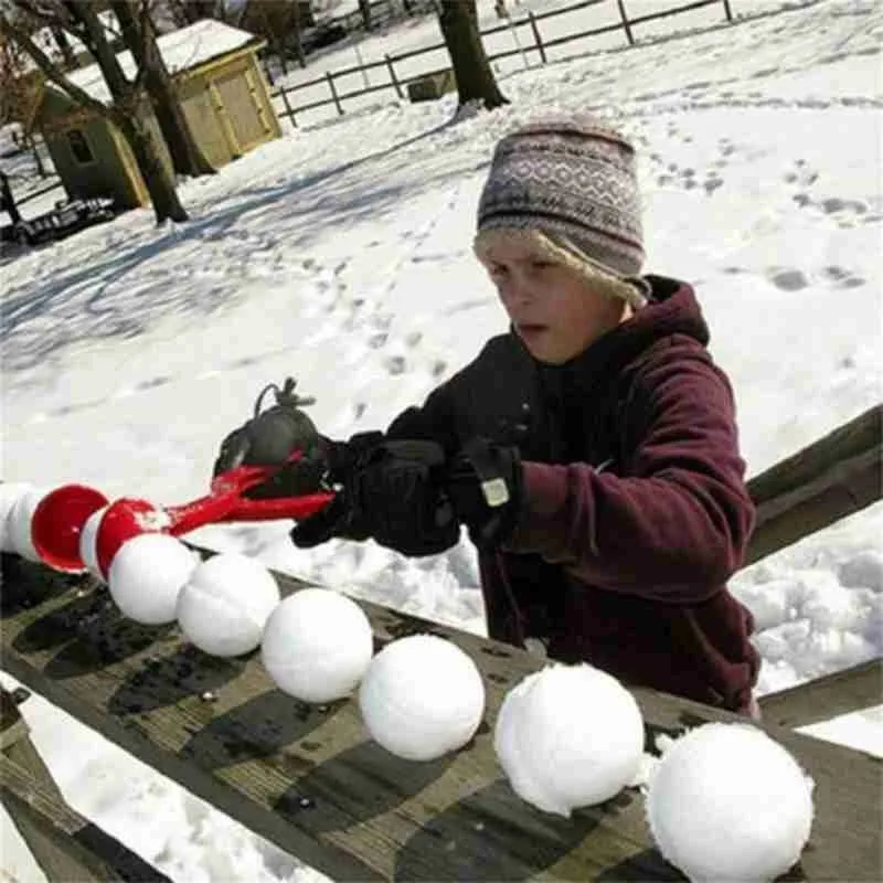 

Children's Toy Snowball Clip Plastic Maker Clip Outdoor Toys Toys Winter Mold Family Sand Interaction Ball Interesting J9Y0