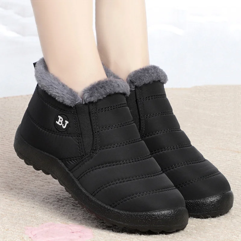 

Women Boots Lightweight Winter Shoes Women Ankle Botas Mujer Waterpoor Snow Boots Female Slip On Casual Shoes Plush Footwear