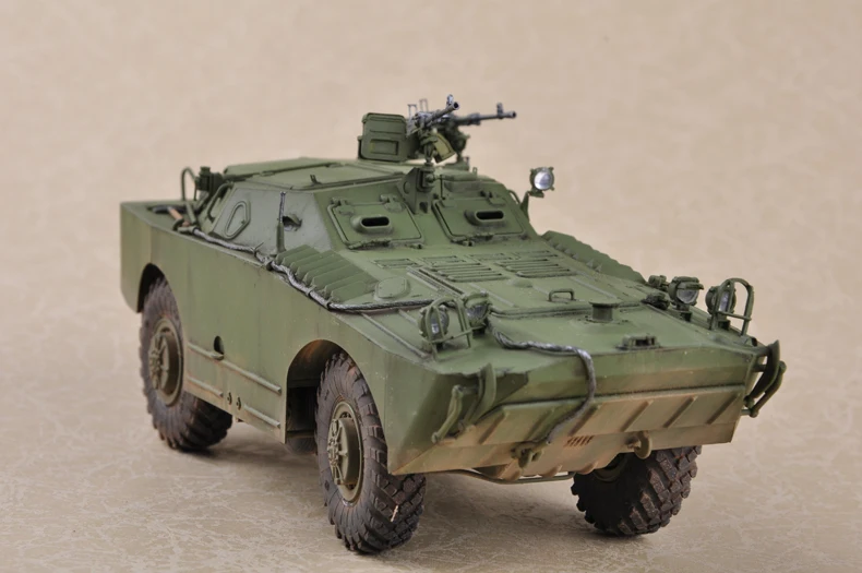 Пластиковая модель Трубач 05596 1/35 русский BRDM-1 |