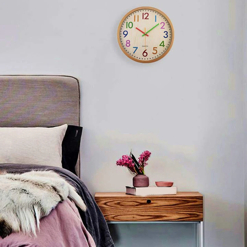 Бесшумные детские настенные часы цветные декоративные на батарейках для детской