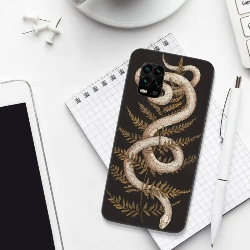 

Hand Snake Flower Snake Painting Black Soft Phone Cases For Xiaomi 8 9 Se 10 10pro Note 2 3 10 MIX2 S MAX2 3 F1 5X