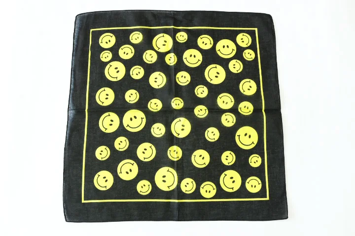 Рисунок 4 - Peace Smiley хлопковая Бандана