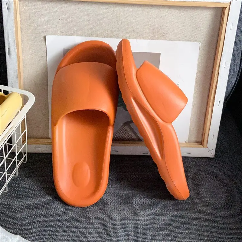 

2021 EVA Leaking Slippers Women Bathroom Shoes Slides Anti-slip Summer Indoor Home Slippers Household Bath Sandals Zapatos