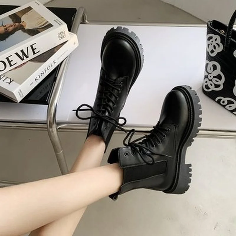

2021 Autumn New Fashion British Style Women's Casual Boots Round Toe Square Heel Thick-soled Comfortable Women's Casual Boots