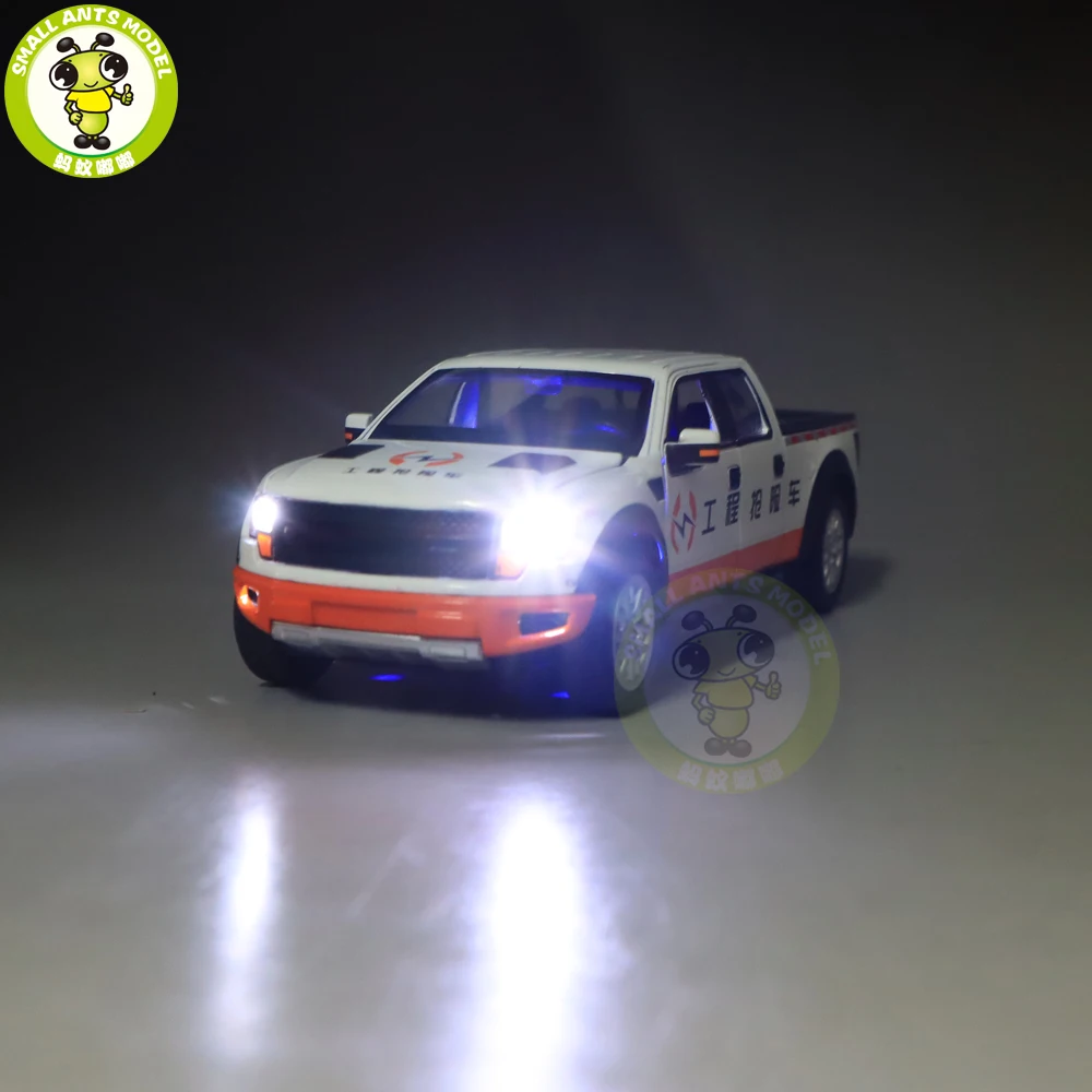 Модель литая автомобиля Ford F150 модель детского освещения 1/34 | Игрушки и хобби