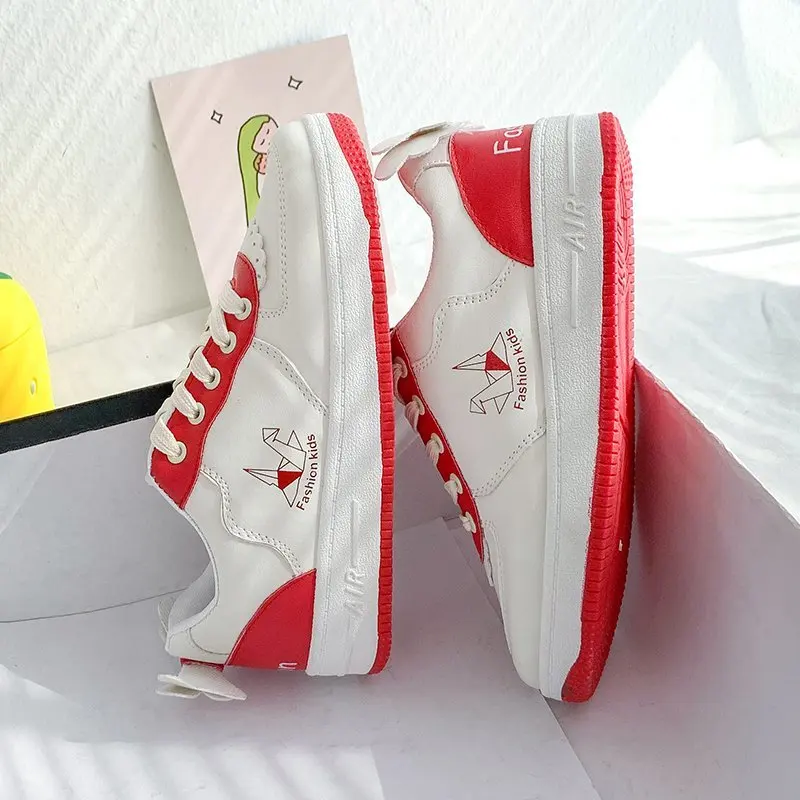 

2021 Spring New Women Flats Fashion Round Toe Lace-Up Flat Board Shoes Female Casual Red Lovely Travel Running Sneakers Woman