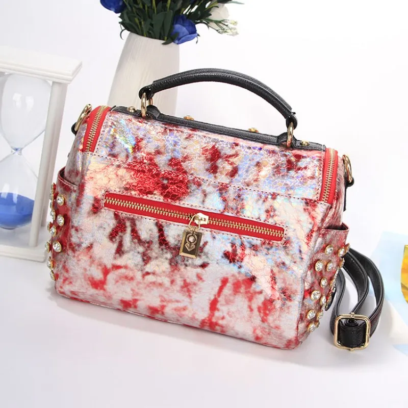 Сумка-тоут женская из экокожи модный саквояж кросс-боди с кисточками и стразы