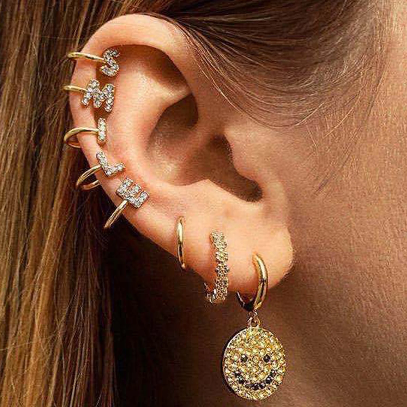 

26 Alphabets Ear Bone Clip Earrings Personalized Trendy Elegant Style Letter Ear Cuffs Earrings For Women Girls Fashion Jewelry