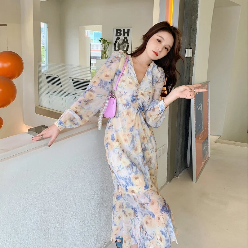 

Women Autumn Summer French Hubble-bubble Sleeve Dresses V Neck Chiffon Casual Loose Midi Vestido Elegant Beach Swing Dress