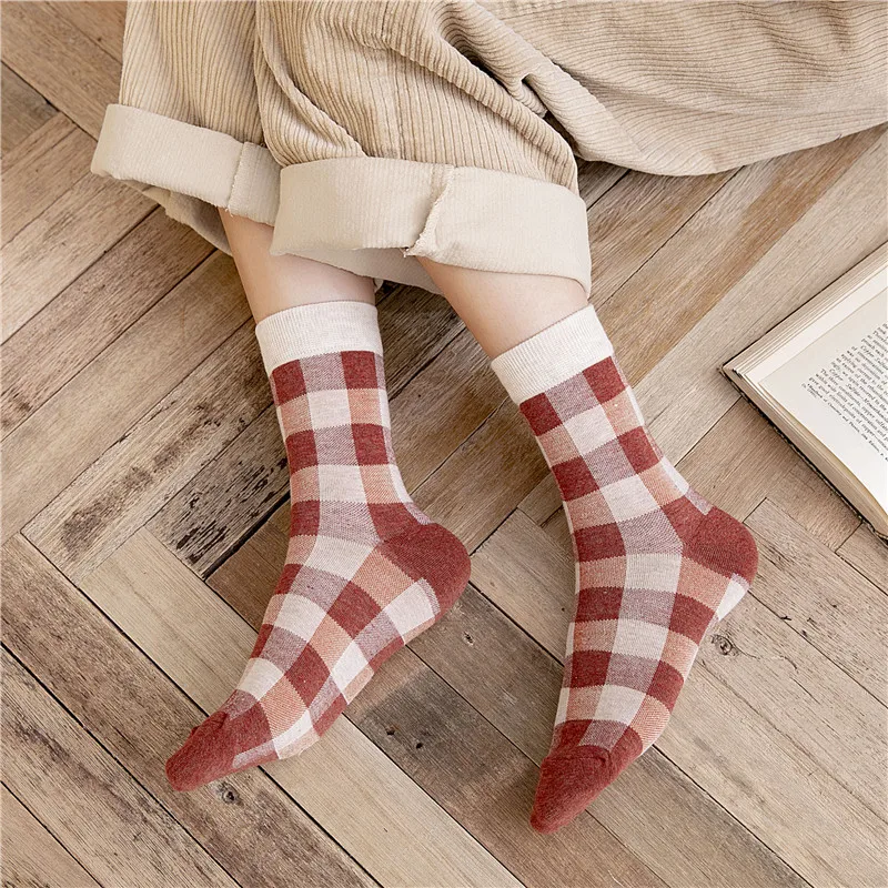 

Instime British Fashion Plaid Crew Socks Women Tube Breathable 5 Pairs-Pack