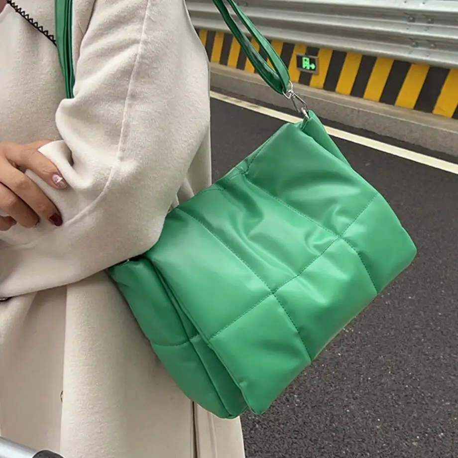 

Большая сумка через плечо в клетку, новинка зимы 2021, качественная женская дизайнерская сумка из мягкой искусственной кожи, роскошная брендо...