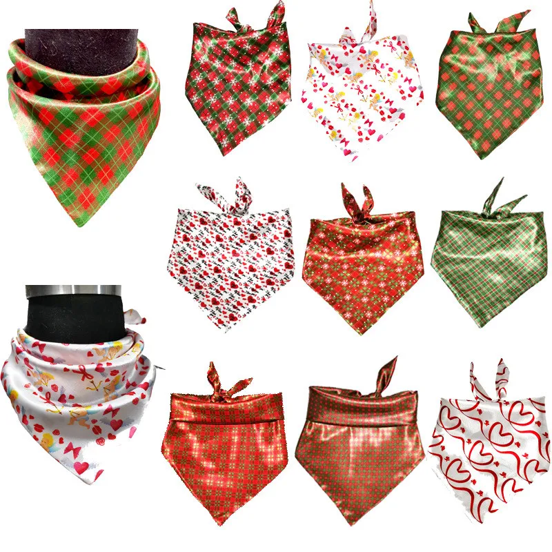 

Fashion Christmas Print Pet Neckerchief Cat Dog Saliva Towel Adjustable Collar Bib Triangular Bandage Scarf Pets Accessories