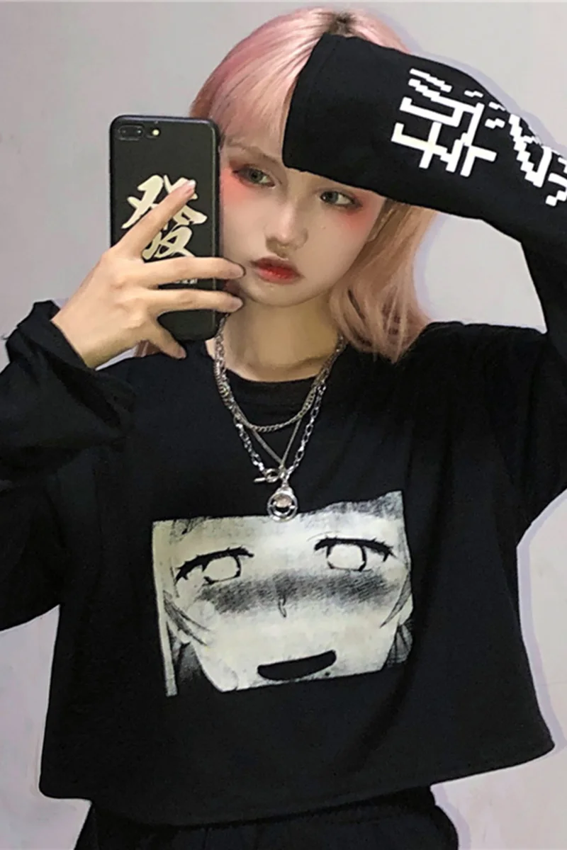 

2020 Autumn Long Sleeve T-shirts Women Hip Hop Fashion Ins Chinese Words Cartoon Print Harajuku Loose Short Black T-shirt