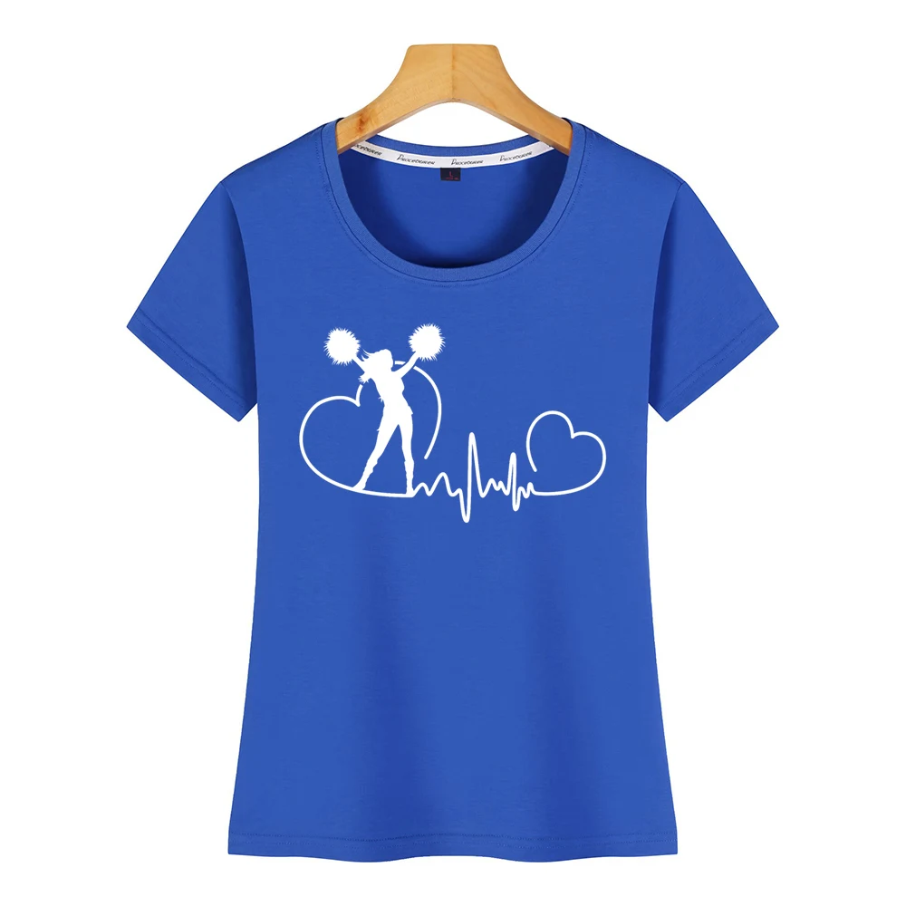 Женская футболка с сердечком белая на заказ | одежда