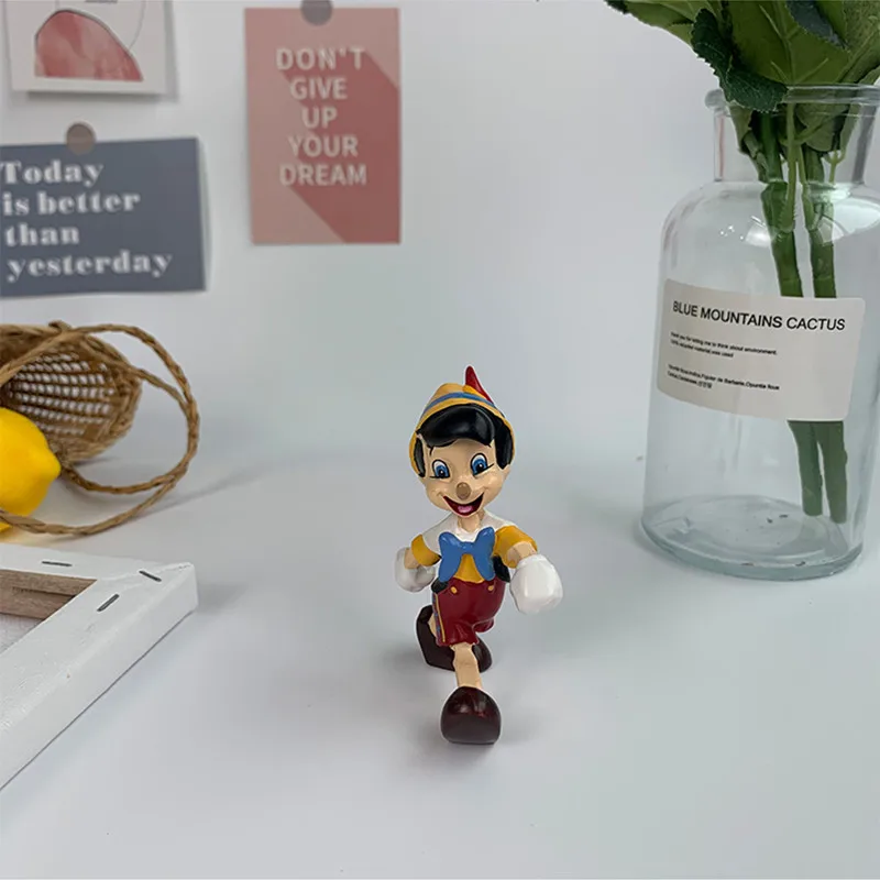 Pаспродажа Игрушечная фигурка Пиноккио из мультфильма Disney, модель куклы 9 см Скидка Игрушечная фигурка Пиноккио из мультфильма Disney, модель куклы 9 см