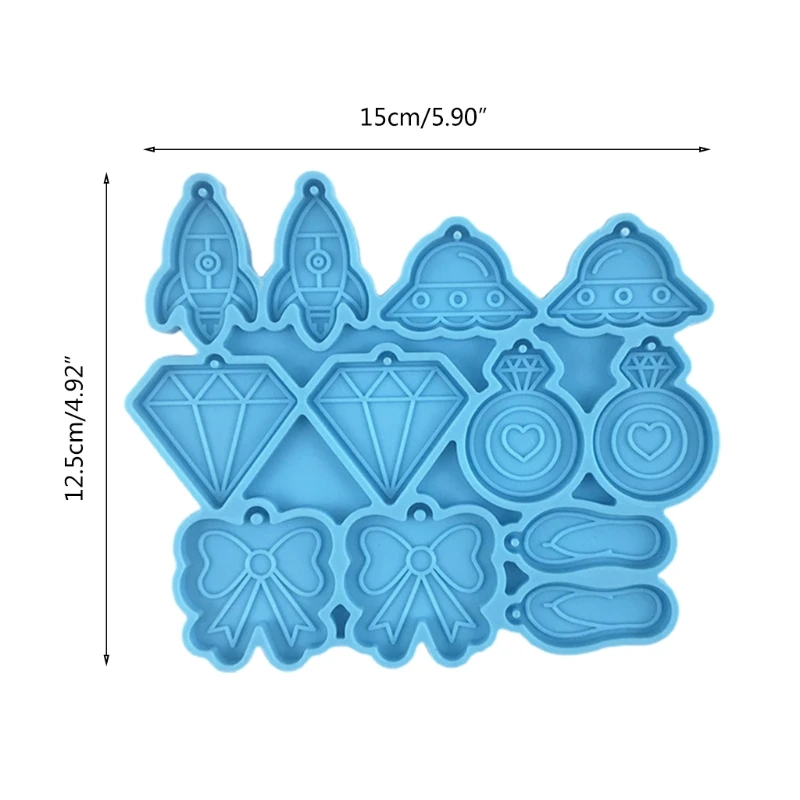 

Бриллиантовые шлепанцы в виде ракетки НЛО
