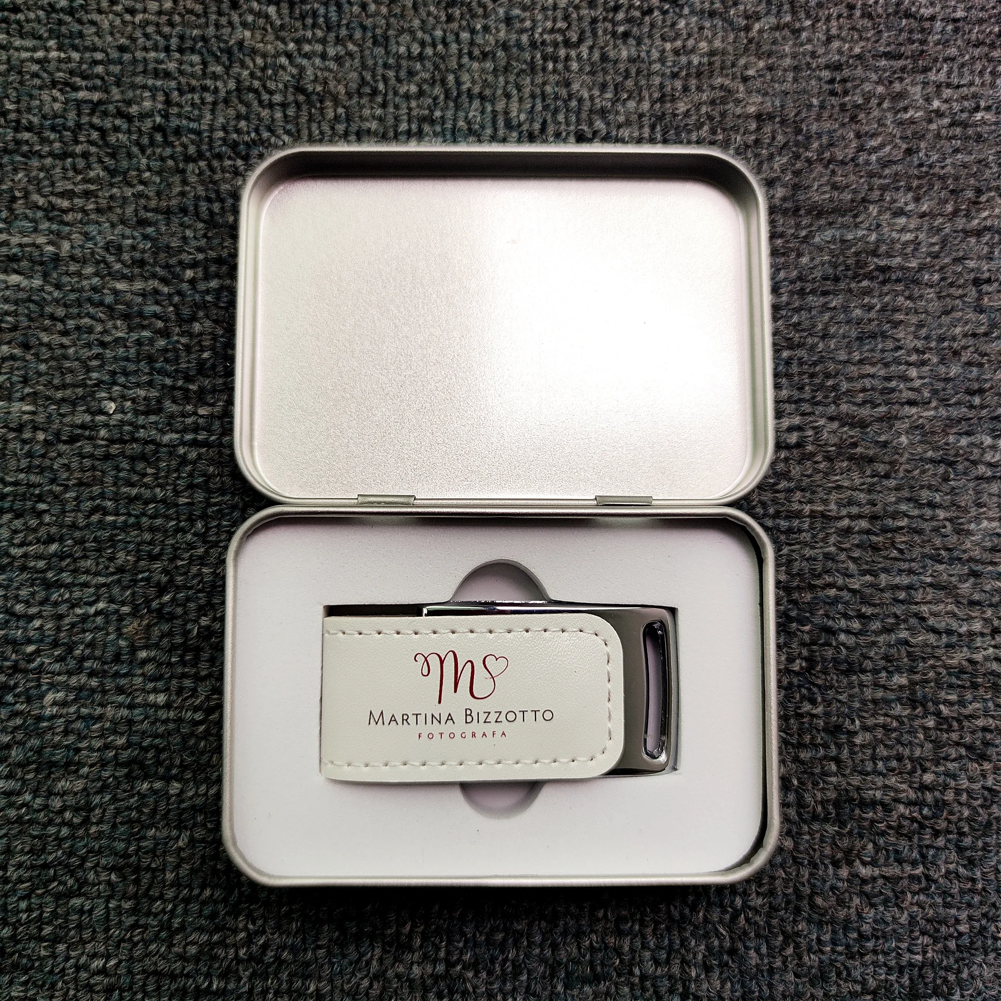 2021 пользовательский принт Фотографии Логотип Кожа USB2.0 карта памяти флэш