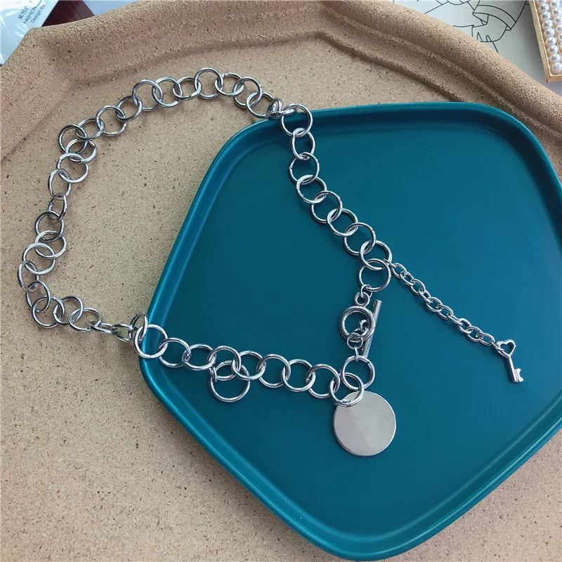 

Punk Geometric Round Sequin Keys Pendant Necklace for Women/Girl Hip Hop Chunky Chain Necklaces 2020 Trendy Statement Jewelry