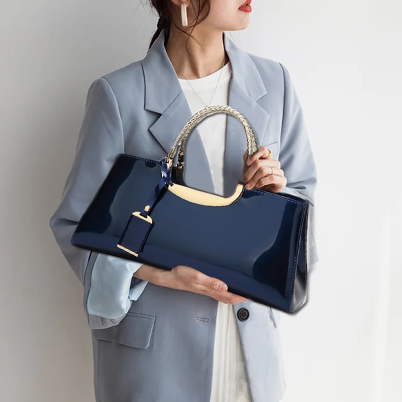 2021 Fashion Light Plastic Patent Leather Portable Female Ba
