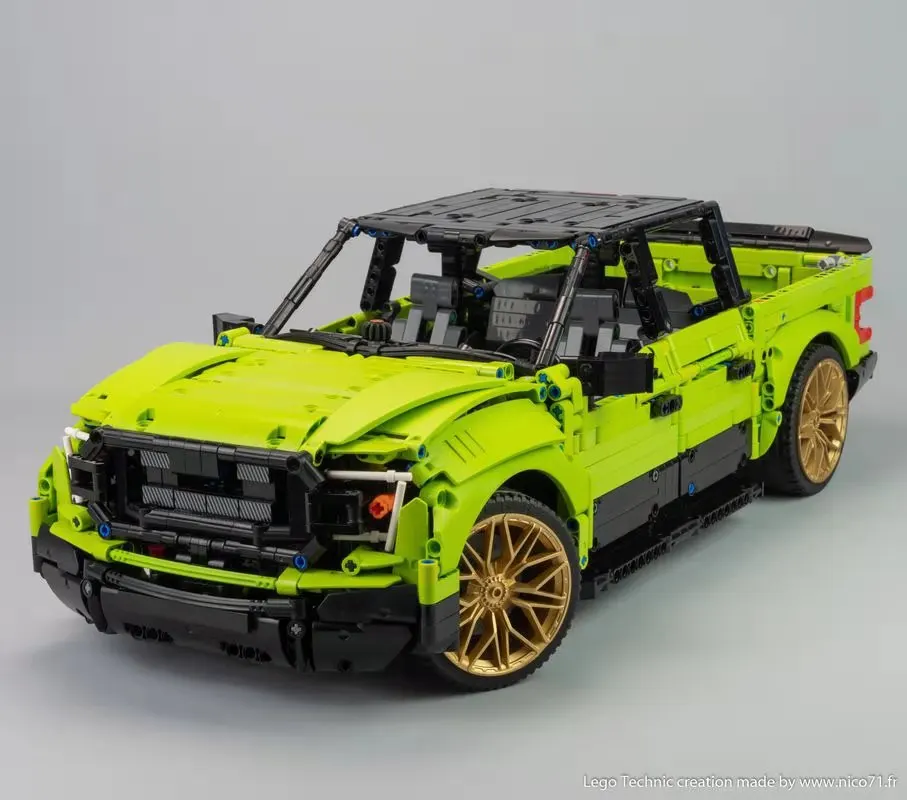 

2742 шт., Детский конструктор «Ford Mustang»