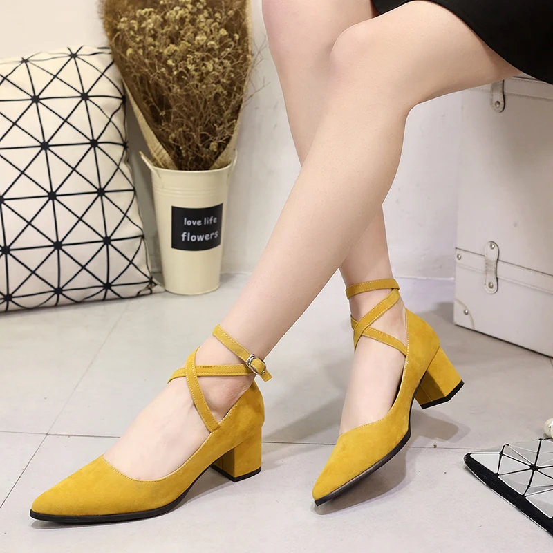 Новые весенние туфли больших размеров привлекательные женские с лентами