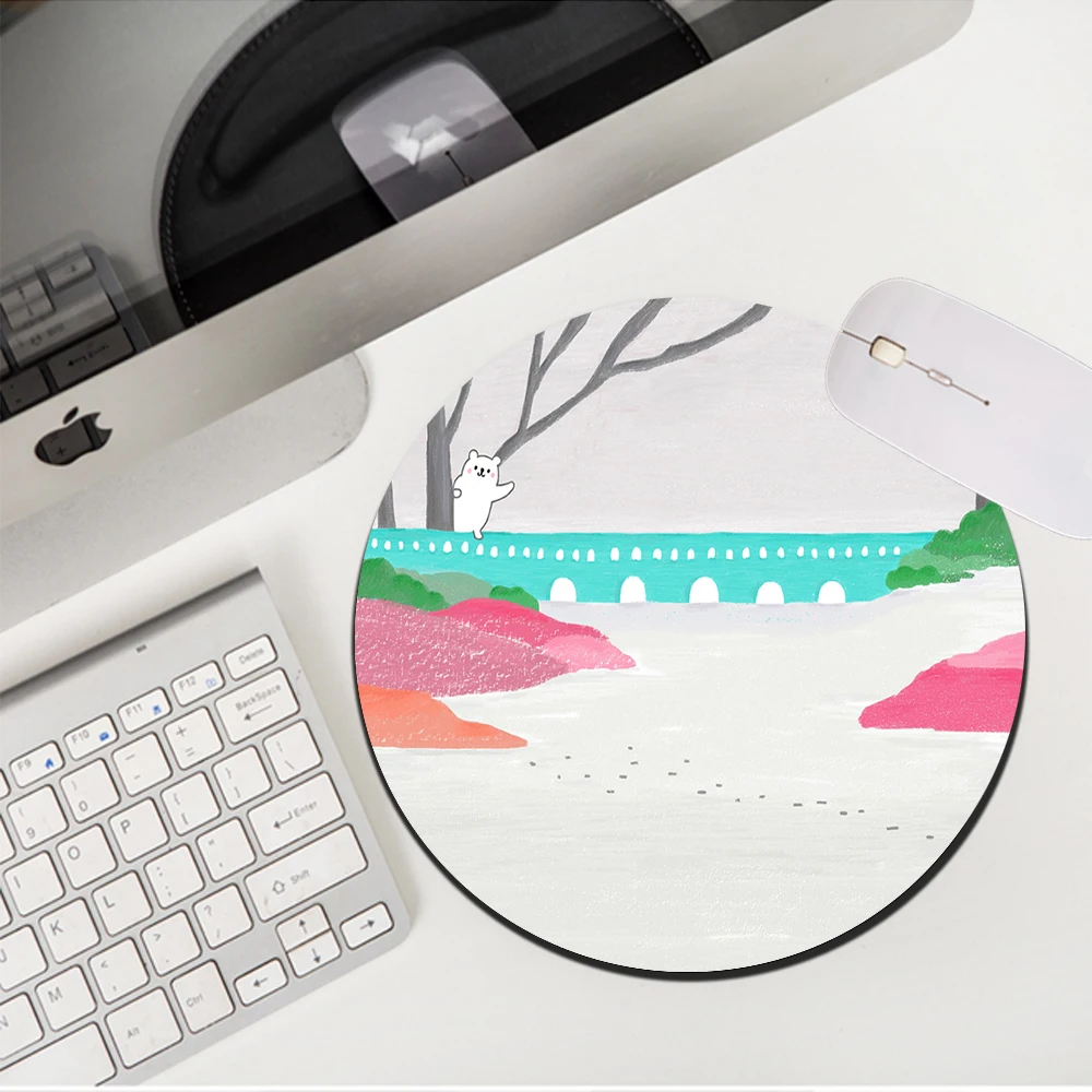 

MRGLZY Прямая поставка kawaii маленький коврик для мыши Genshin ударный игровой коврик для мыши минималистичный Настольный коврик Нескользящий Рези...