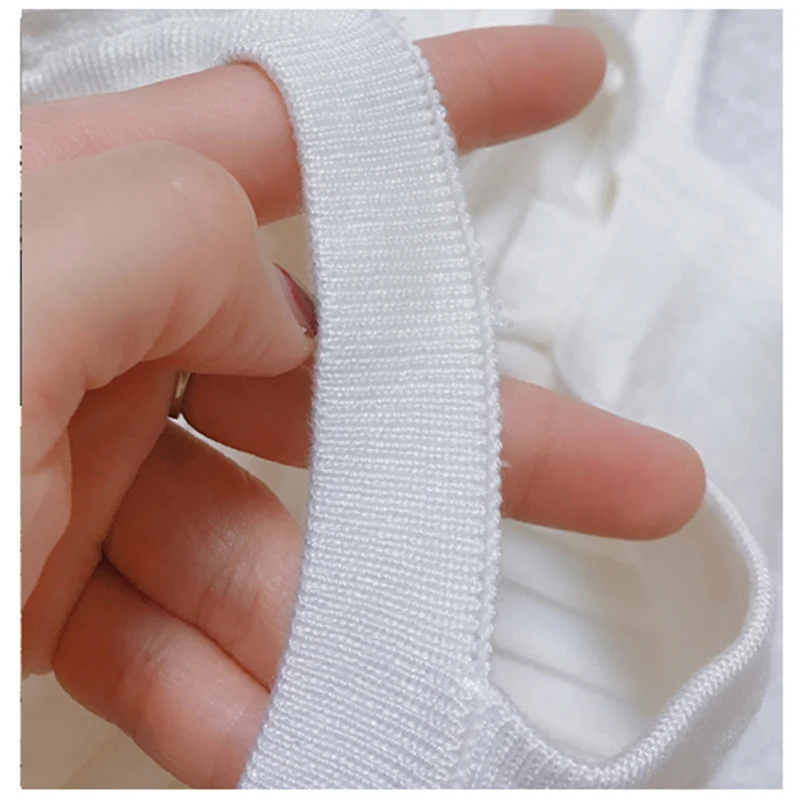 Женский ТРИКОТАЖНЫЙ УКОРОЧЕННЫЙ ТОП на бретельках облегающая трикотажная