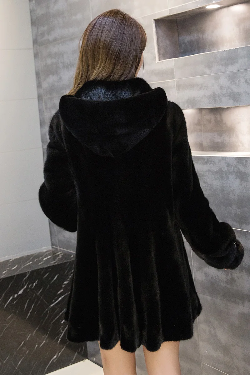 2020 new mink fur coat female whole mink mid-length hooded imported mink fur coat winter anti-season