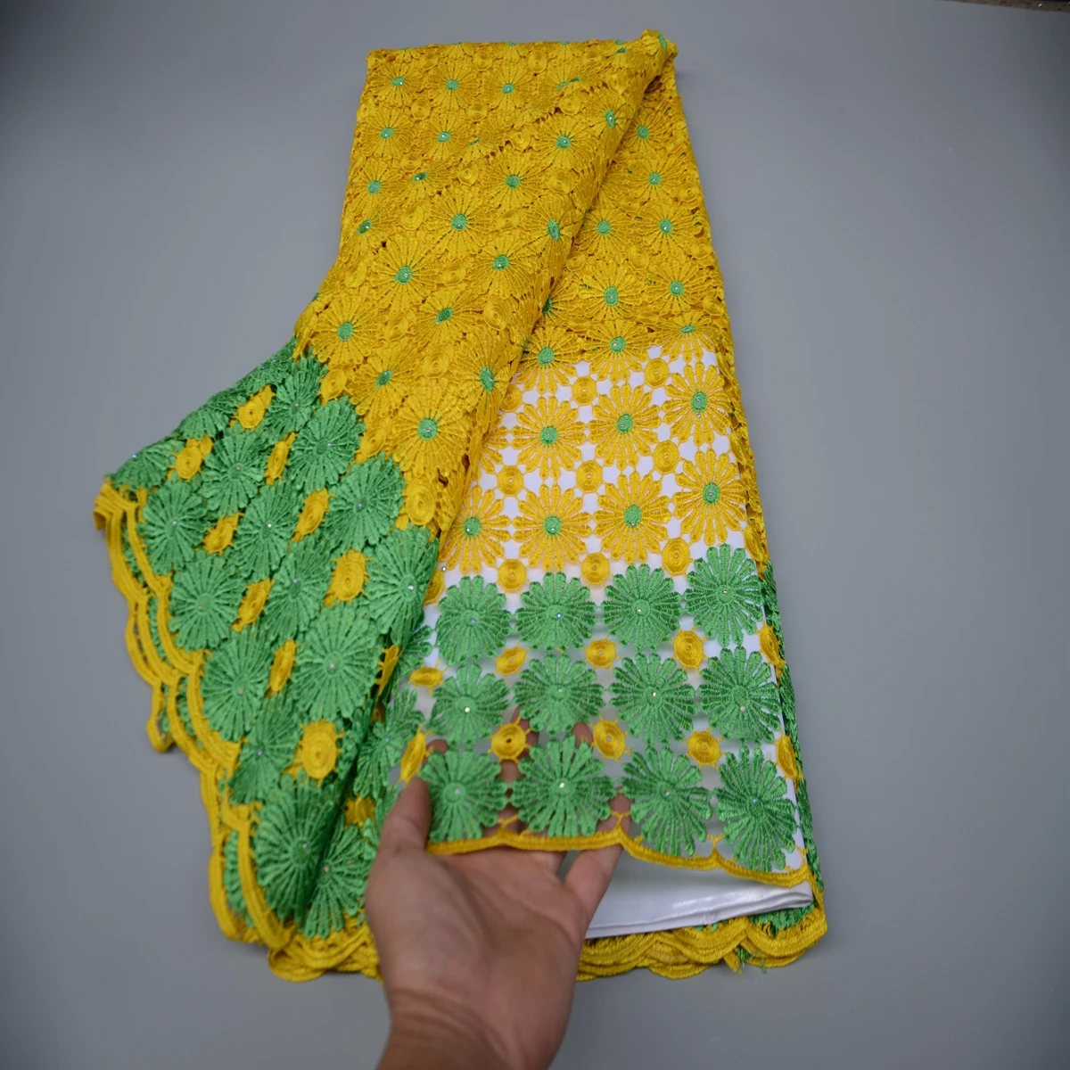 Tela de encaje de cord&oacute;n africano para mujer, tejido de guipur de calidad, &uacute;ltimo dise&ntilde;o, bordado colorido, Material de estilo nigeriano-3