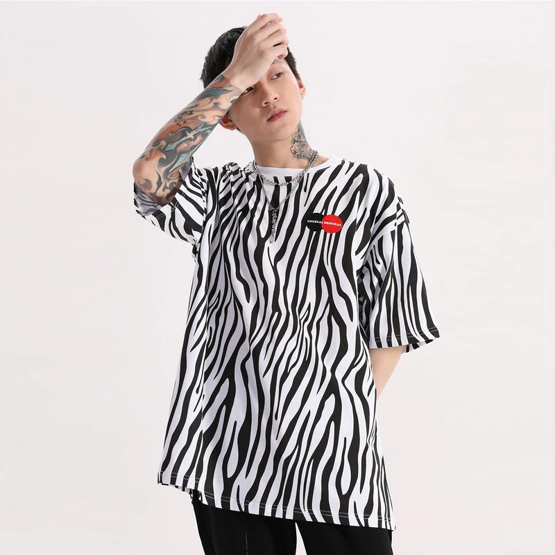 

ELKMU 2021 Summer T-shirt Zebra Striped Hip Hop Streetwear Tshirt Stripe Short Sleeve Tops Tees Cotton Loose Harajuku Male HE712