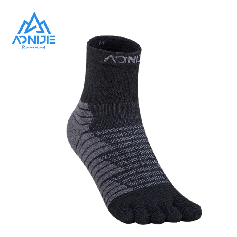 

AONIJIE E4819 One Pair Sports Middle Tube Toe Socks Quarter Athletic Five Toed Socks Warm Thickened Terry For Running Marathon