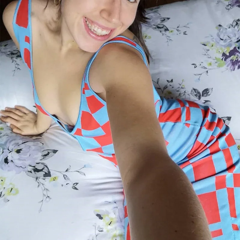 

Midi Knit Bodycon Dress Women Hollow Out Summer Green Dress Y2K Sexy Sleeveless Sweater Dresses Spaghetti Strap Beach Dresses