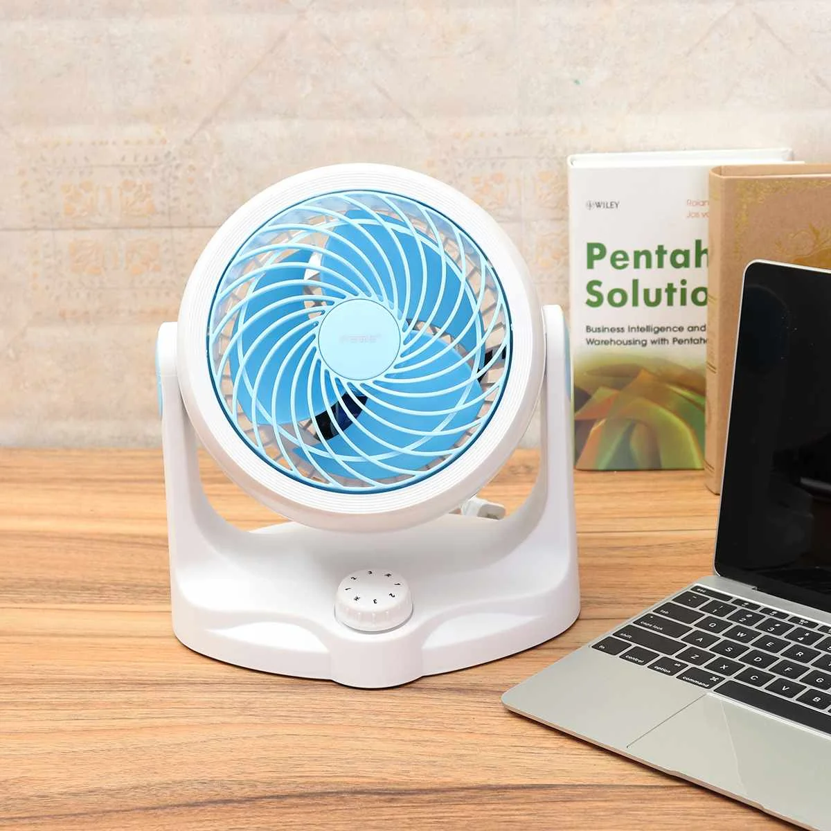 

Home Office Portable Mini Fan Desk Fan Small Personal Desktop Table Fan Noiseless 3-Speed 360° Rotating Air Circulator Fans
