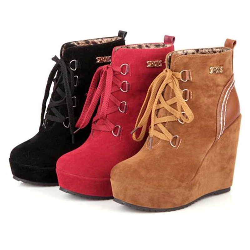 2021 с металлическим декором на танкетке/платформе Ботинки Martin Сезон весна осень