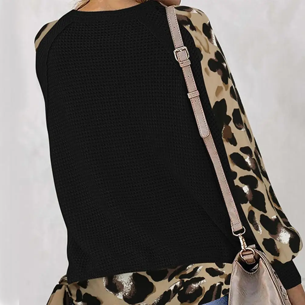 

Women Fashion V Neck Leopard Patchwork Long Puff Sleeve Blouse Knitwear Pullover