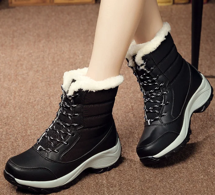 

Winter 2020 New Plush High Top High Quality Lace Up Snow Fur Keep Warm Boots Women Fashion Cotton Wholesale Price Shoes In Stock