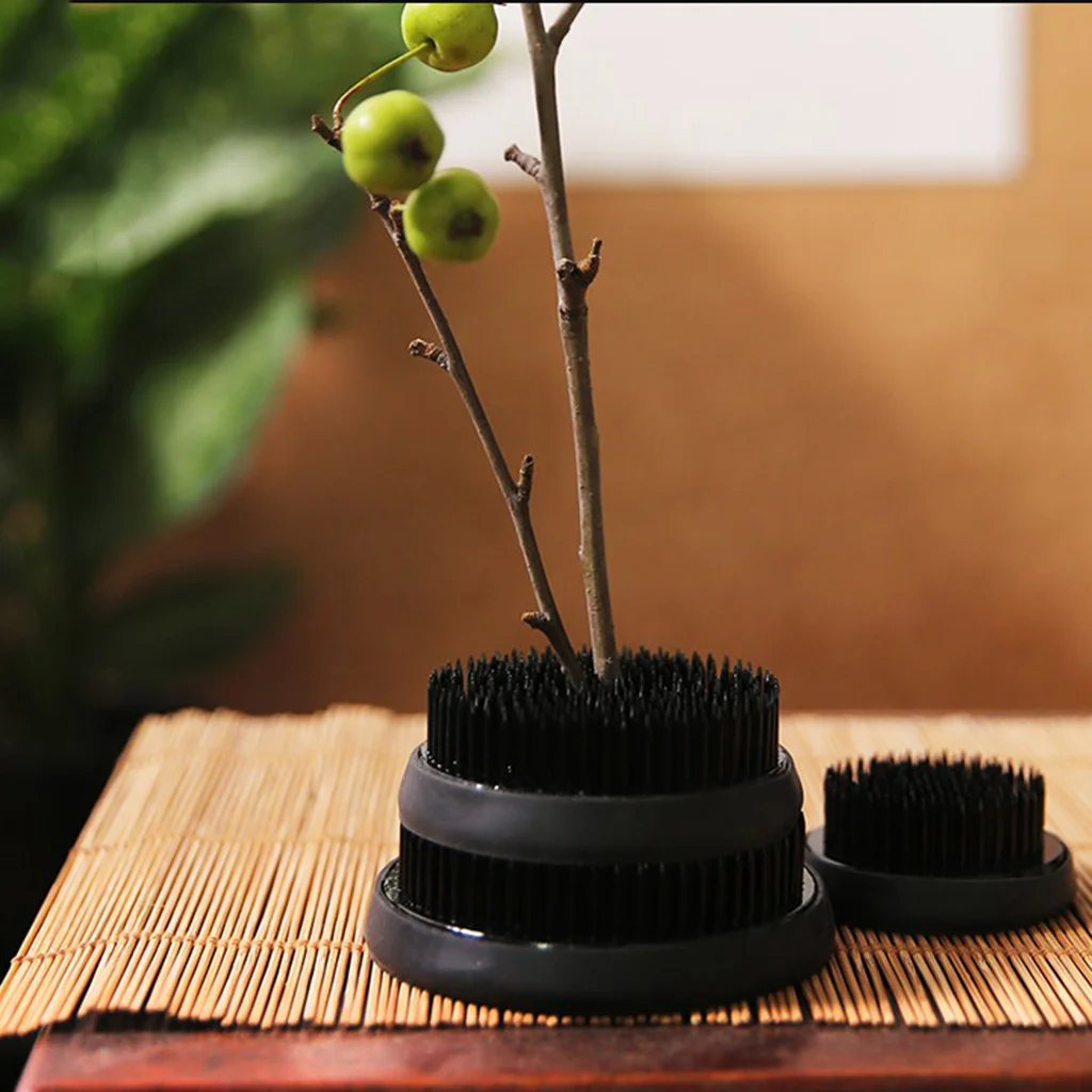 

Non-slip Spiky Flower Frog Flower Arrangement Japanese Floral Art Black