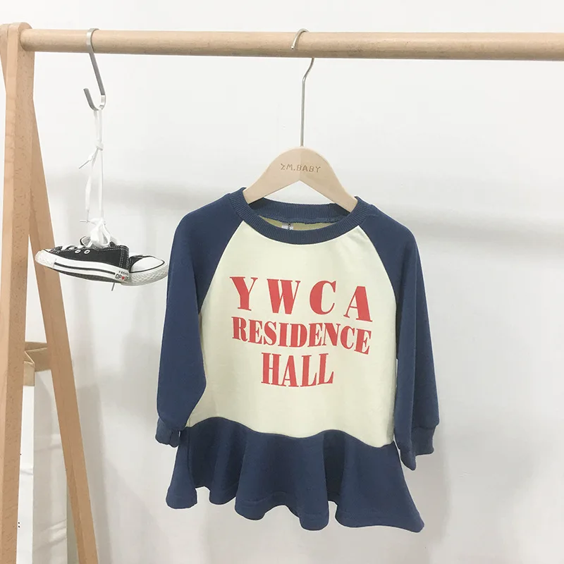 Милые платья с рукавами реглан и рюшами в консервативном стиле для девочек